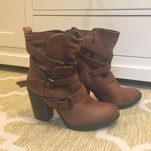 Steve Madden Yale Leather Boots
